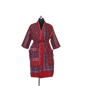 Robe Kantha cousue à la main Veste d'hiver Manteau multicolore Vêtements de plage Kimono Manteau Kantha indien fait main avec poche bord brut - Product Image 1