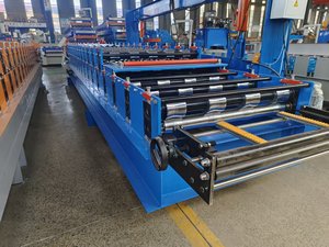 Machine de formage à rouleaux automatique à double couche, haute efficacité avec dérouleur et empileur <span class=keywords><strong>pour</strong></span> la production de tôles de <span class=keywords><strong>toiture</strong></span> et de paroi - Product Image 5