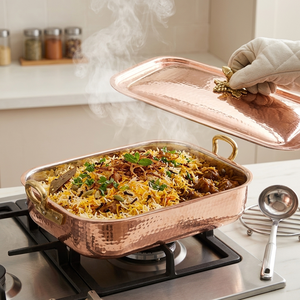 Cacerola Rectangular Premium de Cobre Martillado con Asas de Latón y Perilla de Roble para Utensilios de Cocina de Lujo y Platos de Servicio para Hoteles - Product Image 4