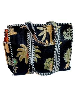 Sac fourre-tout en coton matelassé à patchwork artisanal indien pour dames tissus vintage à deux poignées Design réorienté - Product Image 6