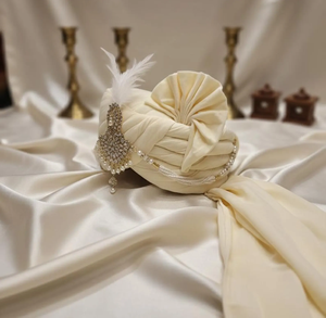 Turban de marié en soie crème, fait main, avec broche en plumes et cristaux, Safa indien traditionnel pour hommes, vente en gros - Product Image 3