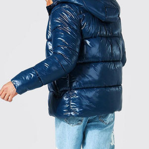 Chaqueta acolchada de cuello alto para hombre, a prueba de viento, para invierno, estilo casual, para uso en exteriores, con precio al por mayor. - Product Image 5