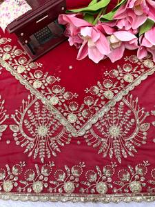 Elegant <b>Red</b> Embroidered Silk <b>Saree</b> With Dupatta Traditional Indian Wedding Wear Floor-Length Women's Dress - Product Image 5