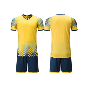 Uniforme de Fútbol de Manga Corta con Estampado, Ecológico, de Poliéster, Transpirable, de Secado Rápido, Diseño Personalizado OEM, Color Personalizado - Product Image 6