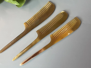 Artesanías Naturales, Cuidado Personal y Limpieza del Hogar, Cuidado y Peinado del Cabello, Herramientas de Peinado, Peine de Cuerno de Vaca Hecho a Mano de la Mejor Calidad - Product Image 6