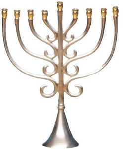 Chandeliers Menorah Artisanaux Décoratifs pour Fêtes Religieuses, Centre de Table Élégant pour la Maison, Ornement de Table de Qualité Supérieure - Product Image 2