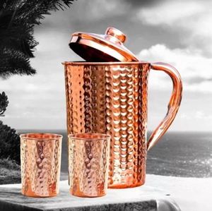 Ensemble de carafes en cuivre pour une ambiance culinaire haut de gamme, service d'eau en métal avec verres, durable, réutilisable, pour cuisine et salle à manger. - Product Image 6