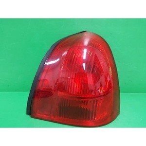 ไฟท้ายรถมือสอง รุ่น Town Car ด้านขวา FR454U000R - Product Image 1