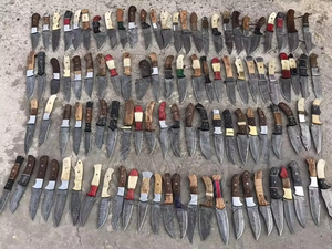 Couteau de chasse à lame fixe de haute qualité en acier Damas, couteaux de camping avec poignées personnalisées pour les détaillants - Product Image 4