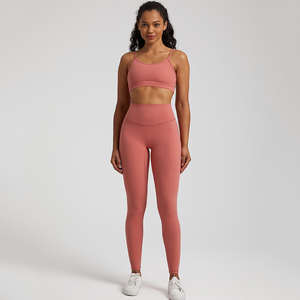 Proveedor OEM de Ropa de Yoga, Tela Suave y Elástica, Ropa Deportiva Ideal para Yoga, Pilates, Gimnasio y Marcas de Ropa de Marca Privada - Product Image 3