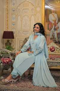 Ensemble Kurti et pantalon pour femme en coton bleu clair avec broderie numérique, séchage rapide, coupe classique, longueur genou, tenue décontractée, Inde - Product Image 4