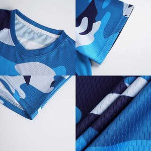 Camiseta Urbana Oversize - Diseño de Hombros Caídos - Tejido Grueso - Corte Cuadrado Icónico para la Juventud Moderna - Product Image 3