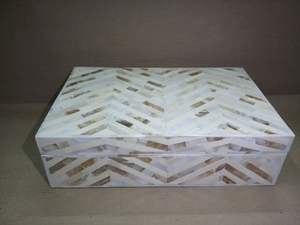 Luxury Handmade Resin and Brass Jewelry <b>Box</b> Customized Bone Inlay <b>Storage</b> Gift <b>Box</b> Premium Jewelry Organizer - Product Image 3