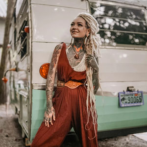 จั๊มสูทผ้าฝ้ายสีอ่อนสำหรับผู้หญิง ขายส่ง ราคาถูก ทรงขาเดฟ มีกระเป๋าใช้งานได้จริง น้ำหนักเบา สวมใส่สบาย เหมาะสำหรับใส่ไปชายหาด - Product Image 1