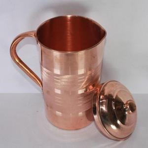Carafe en cuivre artisanale traditionnelle pour un stockage sain de l'eau et une expérience de service élégante à la table - Product Image 2
