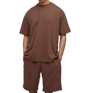 Ensemble jogging été personnalisé deux pièces, t-shirt et short 100% coton, pour la vente en ligne - Product Image 1