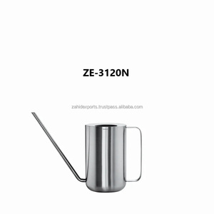 Regadera de Plástico POM Ecológica de 1.5L de Capacidad con Boquilla Larga para Interiores y Exteriores, Zahid Exports, Diseño Elegante y Decorativo - Product Image 3