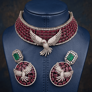 Collar de Lujo Chapado en Oro Antiguo con Piedras de Rubí y Diseño de Pavo Real, con Pendientes a Juego, Ideal para Compromisos - Product Image 1