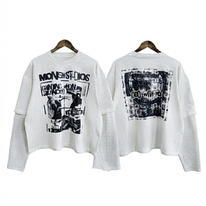 Camiseta Gótica Oversize para Hombre, Negra con Patrón de Calavera Rosa, Cuello Redondo, Manga Corta, Estampada, de Algodón Jersey - Product Image 3