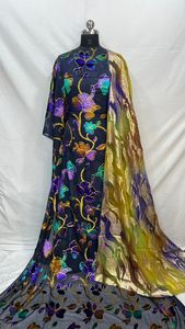 เสื้อผ้าคังกาผู้หญิงคุณภาพสูง ดีไซน์หรูหรา แขนยาว ผ้าโพลีเอสเตอร์ ปักลายดอกไม้ ดีไซน์สวยงาม เป็นมิตรกับสิ่งแวดล้อม แห้งเร็ว - Product Image 6