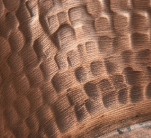 Évier de cuisine en cuivre fait main, cuve unique, finition brossée rustique, à poser sur le comptoir, design unique - Product Image 2