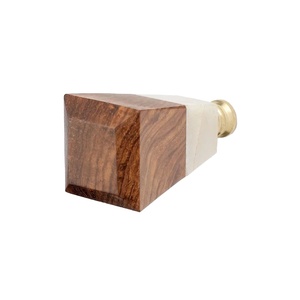 Poignées de porte avec couleur, forme et taille personnalisées, fabriquées en Inde - Product Image 1