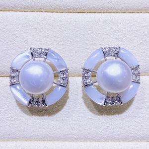 Pendientes de Perlas de Agua Dulce con Diseño Geométrico Circular Estilo Palacio Vintage, Diseño Retro de Moda para Mujeres que Viajan al Trabajo - Product Image 3