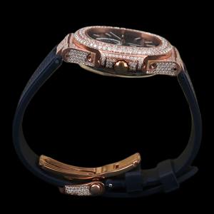 Montre-bracelet élégante et unisexe, cadran carré en caoutchouc noir personnalisé avec diamant moissanite rond, nouvelle collection - Product Image 5