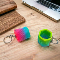 Llavero Hexagonal de Metal con Impresión UV, Duradero, Bonito y Mágico, Juguete Sensorial Antiestrés para Actividades Escolares