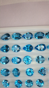 Lote de topacios azules suizos naturales, calidad AAA y brillo AAA, perfectos para tallar y pulir, disponibles a precio económico. - Product Image 6