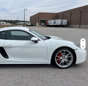 Porsche 718 Cayman S d'occasion 2024 - Product Image 1