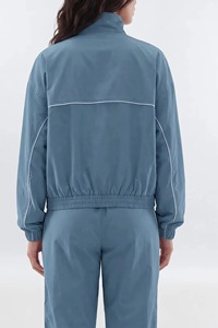 Ensemble coupe-vent imperméable personnalisé pour femme – Veste zippée ample et pantalon de survêtement à épaules tombantes – Tenue de sport d'extérieur - Product Image 5