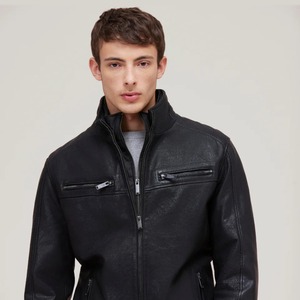 Blouson d'hiver pour homme en cuir véritable, style motard rétro américain haut de gamme, col montant, logo brodé sur le devant, coupe ample unie - Product Image 5