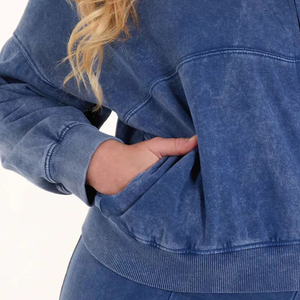 Ensemble de survêtement molletonné décontracté pour femme, coupe régulière, grandes tailles, avec sweat à capuche et pantalon de jogging, doux et abordable - Product Image 4