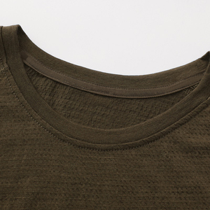 Maillot en maille de laine mérinos classique, style uni, sérigraphié, doux, 170 GSM, vierge, écologique, régulateur d'humidité, coupe classique pour homme - Product Image 4