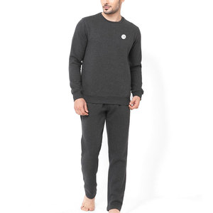 Ensemble de survêtement léger pour homme, idéal pour les activités de plein air et le quotidien, offrant un confort décontracté et un style élégant - Product Image 1