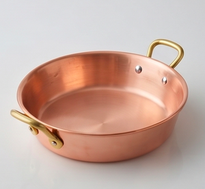 Round Heavy Copper Sauce <b>Pan</b> With Brass <b>Handle</b> Elegant Kitchenware Items Suitable For Home Hotel And Restaurant Use - Product Image 1