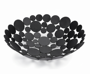 Bol décoratif minimaliste en métal, fait main, poli, design cercles noirs, pour la maison, la cuisine, le comptoir. - Product Image 4