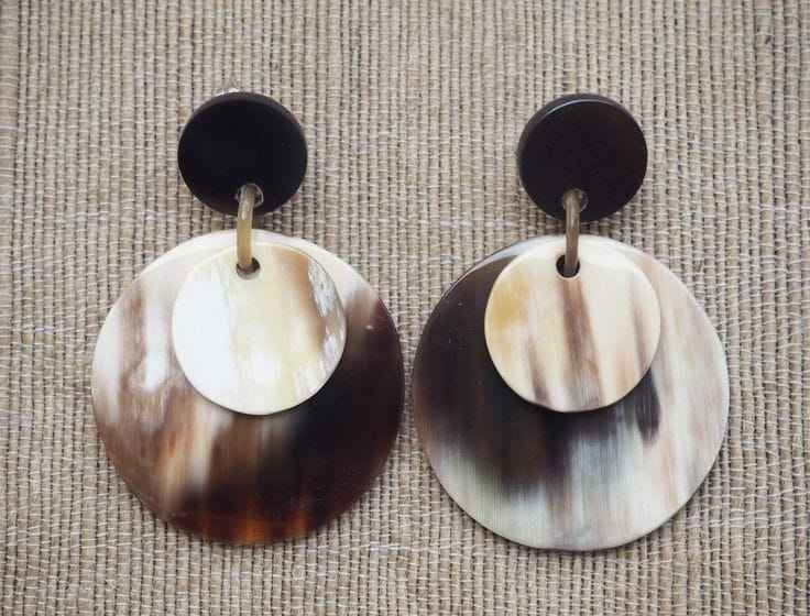 เช่นเดียวกับภาพ