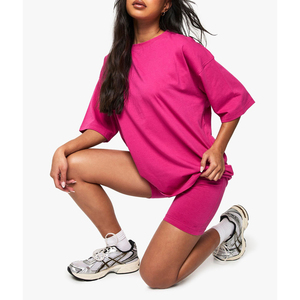 Conjunto Deportivo Personalizado OEM para Mujer, Camiseta de Corte Regular y Pantalones Cortos por Encima de la Rodilla con Cinturón, Diseño Sólido, Primavera/Verano, 100% Algodón - Product Image 5