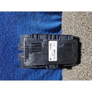 X6 ECU et modules informatiques d'occasion 6135682706301 - Product Image 1