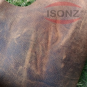 Ceinture en cuir de buffle Crazy Horse, finition embossée, tannage personnalisé, motif animal écologique, personnalisable ISONZ - Product Image 3