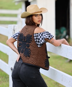 <b>Vintage</b> Western Brown Color SOLID Print Quilted Vest Contrast Hawaiian Jacket Leaf Motif Sleeveless V Neck For Daily Wear - Product Image 3