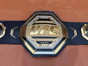 Cinturón de Campeonato UFC Personalizado de Alta Gama, Cinturón de Título de Lucha Libre de Peso Pesado, Cinturón de Campeón de Combate de Aleación de Zinc y Latón, OEM - Product Image 4