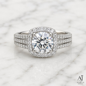 Vintage <b>Oval</b> <b>Moissanite</b> <b>Engagement</b> <b>Ring</b> Halo Bridal Wedding Band Pave Setting Platinum Plated Silver Trendy Women's Jewelry - Product Image 2