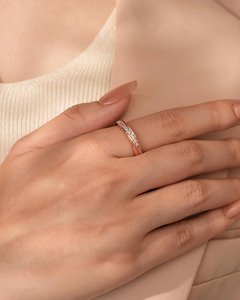 Anillo de Boda de Oro Rosa con Diamantes Cultivados en Laboratorio - Product Image 2