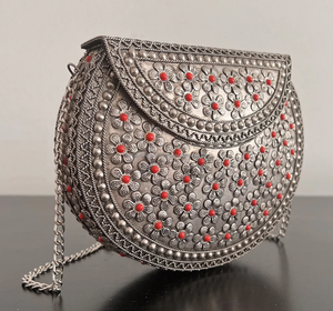 Sac à main en métal fabriqué à la main avec décoration de paillettes en résine de vadrouille pour les mariages de fête vente à l'exportation - Product Image 4