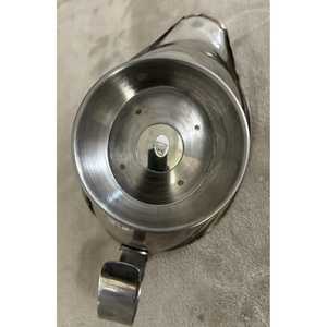 Salsera de Metal Hecha a Mano con Asa Decorativa - Product Image 2