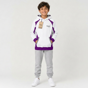 Sudadera con capucha para niños, diseñada con tela de primera calidad para mayor comodidad, movimiento y durabilidad a largo plazo durante las actividades diarias, suave al tacto. - Product Image 4
