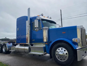 MEJOR DESCUENTO ASEQUIBLE 2025 2024 2023 Camión Semi-Dormitorio PETERBILT 589 Camión Dormitorio Económico 589 - Product Image 4
